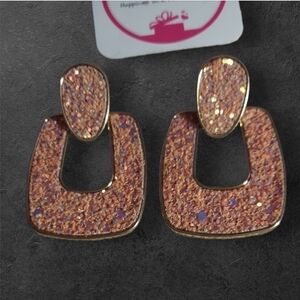 NWT nadineWest 90's Style Doorknocker Peach Confetti Glitter Post Earrings ~2"